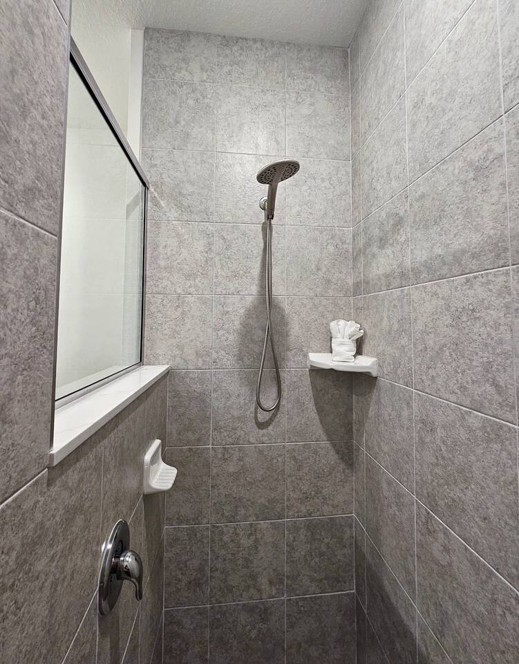Youfum8KKJotcoyAErEPr1sHfrCL1H0jSn8WLDcb.jpg